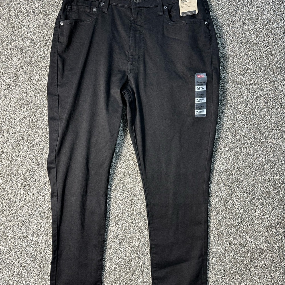 NWT women’s Levi’s black high rise skinny jeans SZ 16 short - Picture 4 of 9